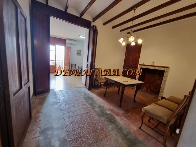 5 quarto Casa em Banda para venda em Pedreguer - 180 000 € (Ref: 10031279)