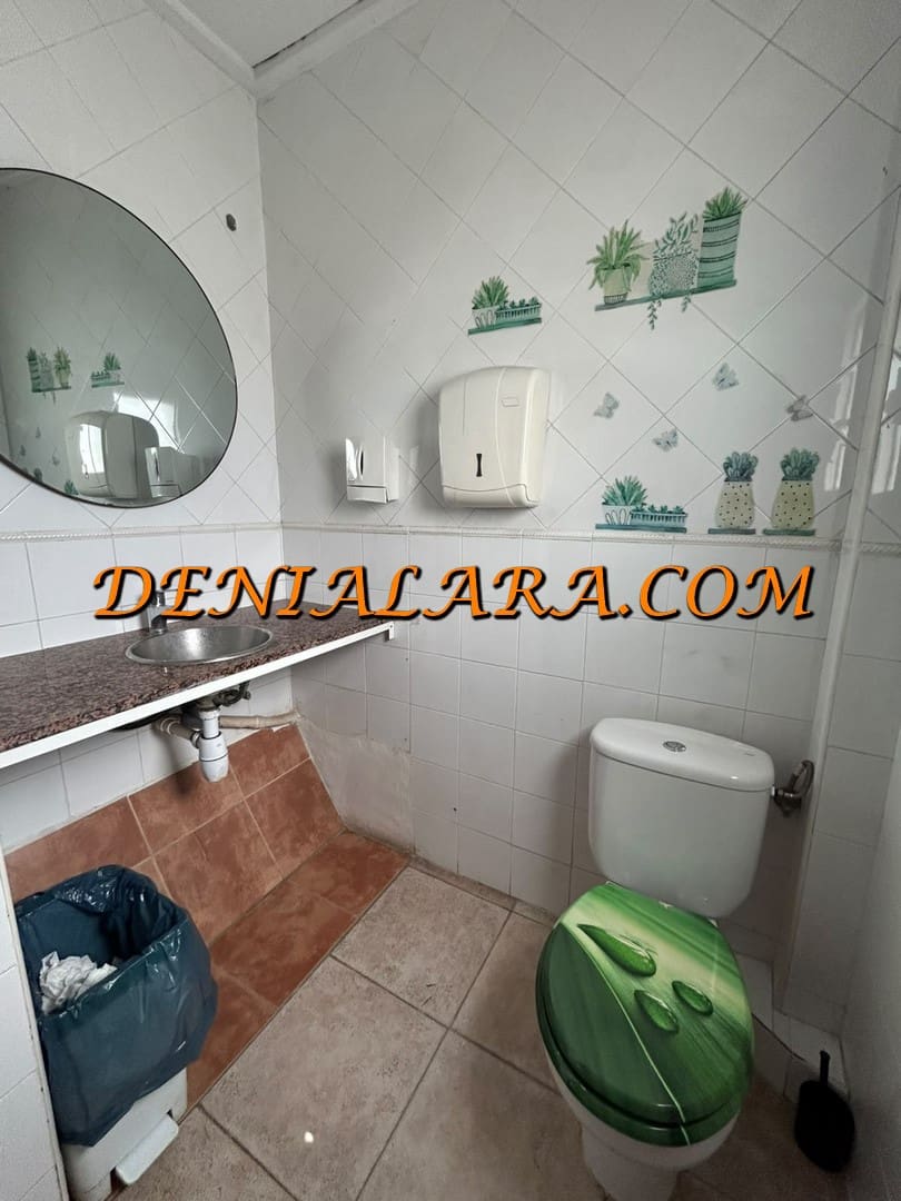 Bar/Restaurant zu vermieten in Denia mit Garage - 1.380 € (Ref: 10034678)