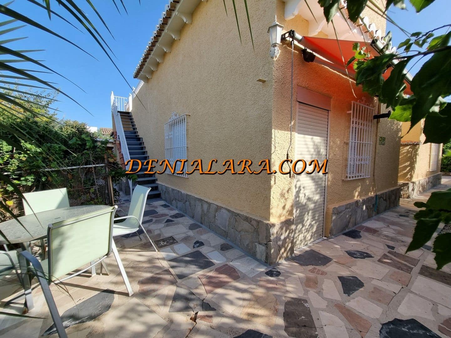 Chalet de 3 habitaciones en Els Poblets en venta con piscina garaje - 439.000 € (Ref: 10045803)