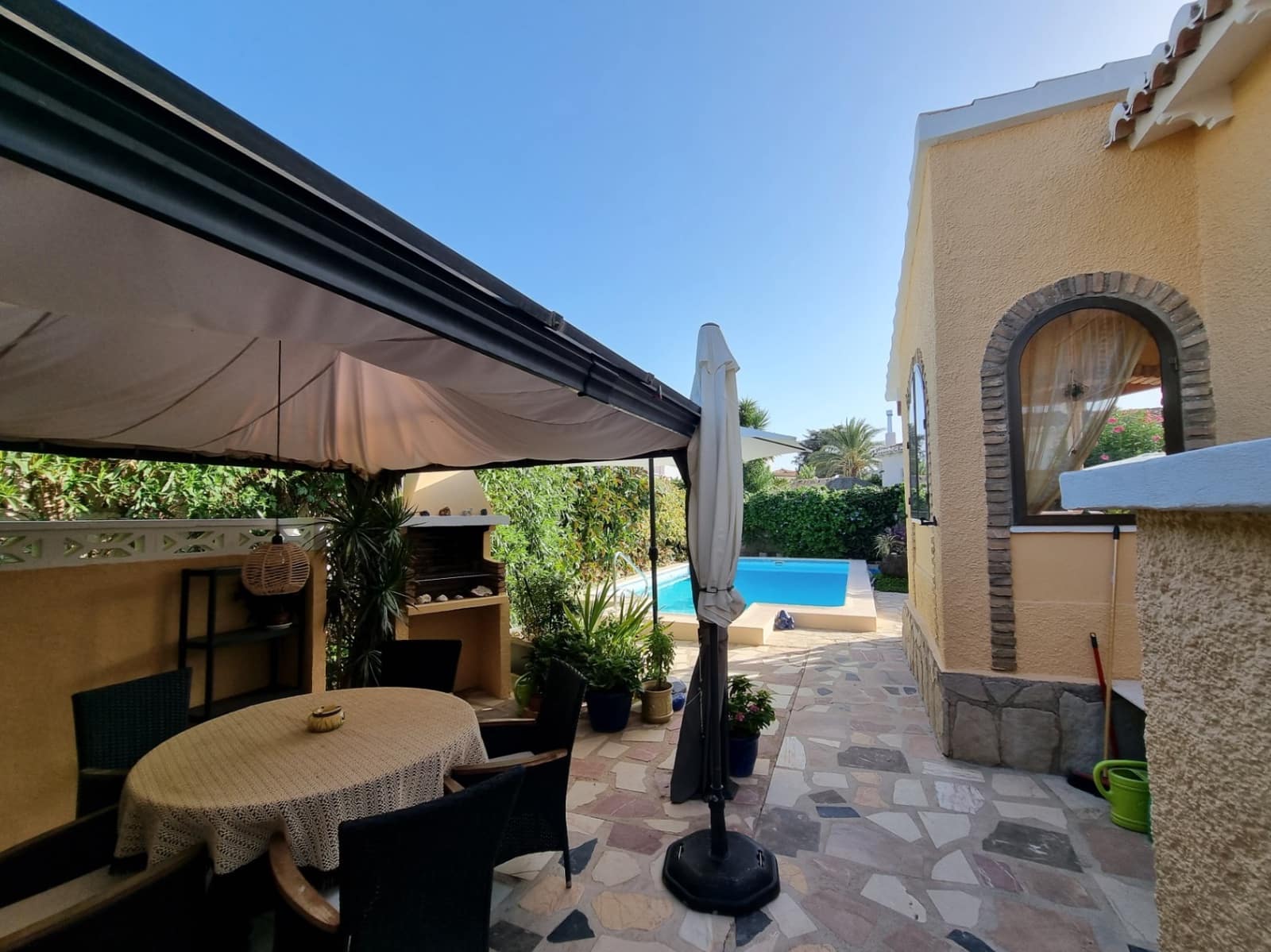 Chalet de 3 habitaciones en Els Poblets en venta con piscina garaje - 439.000 € (Ref: 10045803)
