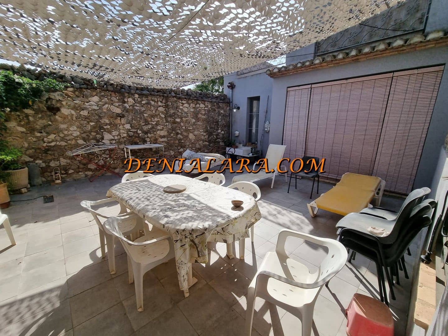 4 bedroom Finca/Country House for sale in Pedreguer - € 290,000 (Ref: 10057678)
