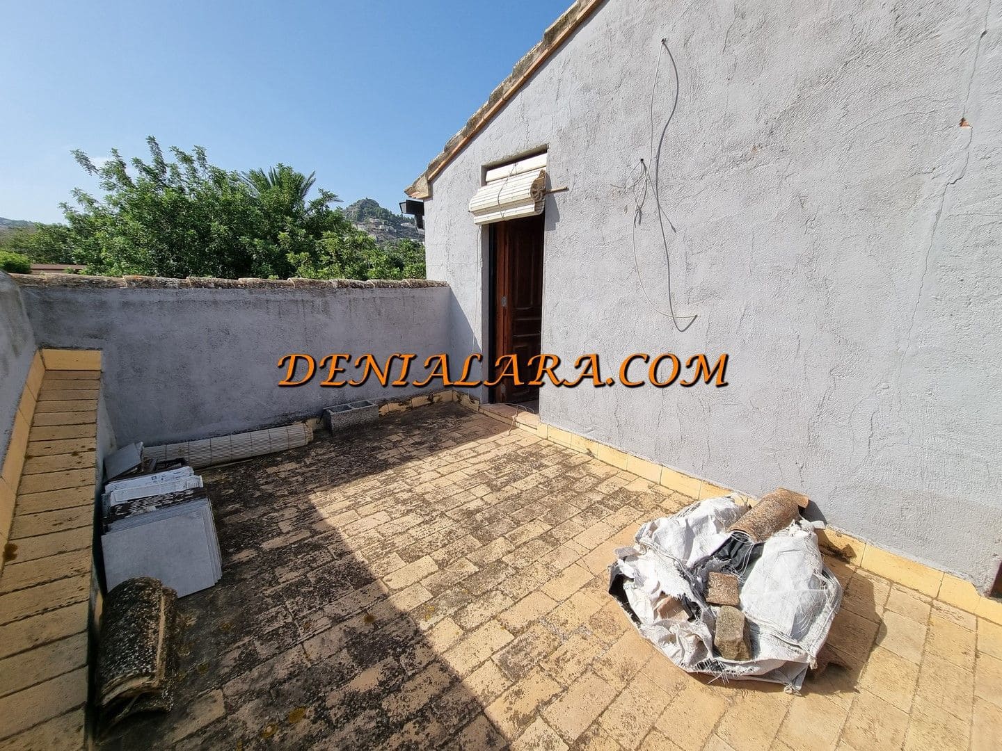 4 bedroom Finca/Country House for sale in Pedreguer - € 290,000 (Ref: 10057678)