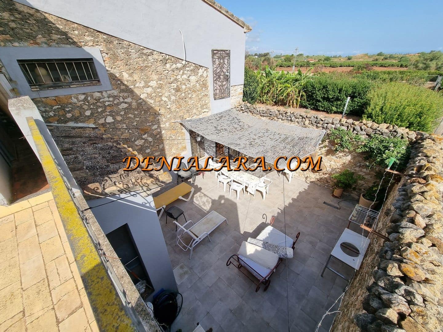 4 bedroom Finca/Country House for sale in Pedreguer - € 290,000 (Ref: 10057678)