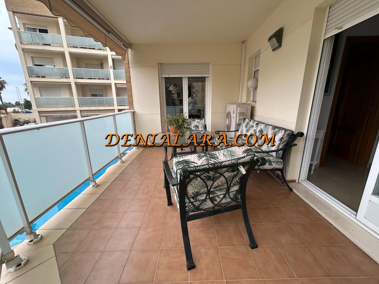 2 sypialnia Apartament do wynajęcia w Denia z basenem garażem - 650 € (Ref: 10062693)