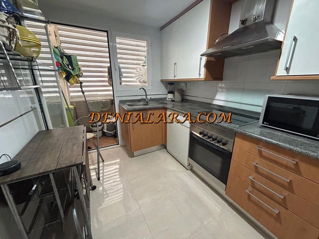 2 makuuhuone Huoneisto vuokrattavana paikassa Dénia mukana uima-altaan 
autotalli - 650 € (Ref: 10062693)