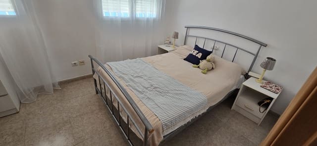 3 soverom Rekkehus til leie i Els Poblets med svømmebasseng garasje - € 950 (Ref: 10076873)