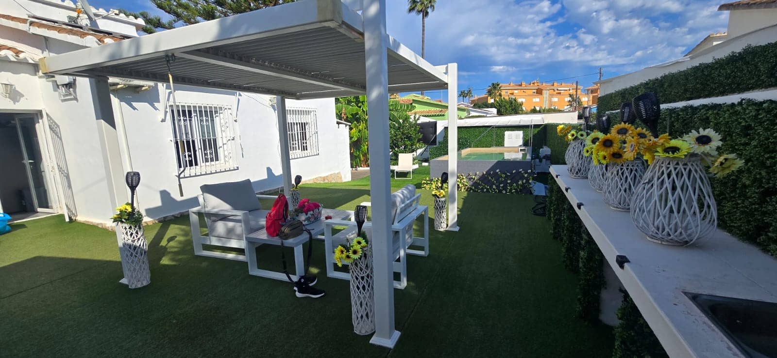 2 soveværelse Villa til leje i Denia med swimmingpool garage - € 2.100 (Ref: 10081632)