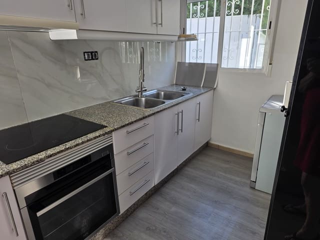 2 soveværelse Villa til leje i Dénia med swimmingpool garage - € 2.100 (Ref: 10081632)