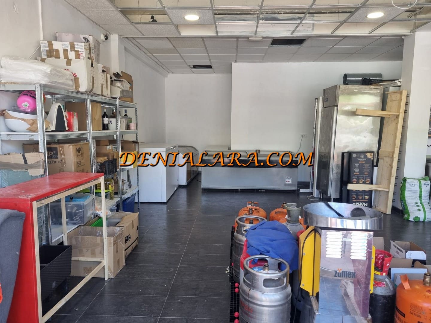 Restauracja lub bar do wynajęcia w Denia z garażem - 1 300 € (Ref: 10085252)
