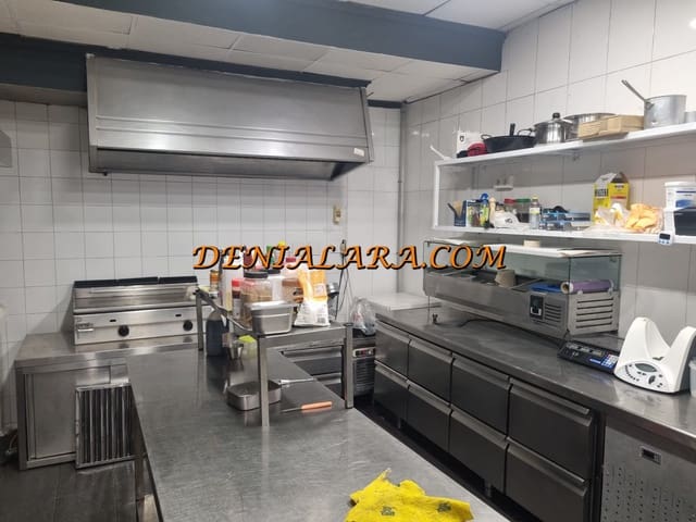 Restauracja lub bar do wynajęcia w Dénia z garażem - 1 300 € (Ref: 10085252)