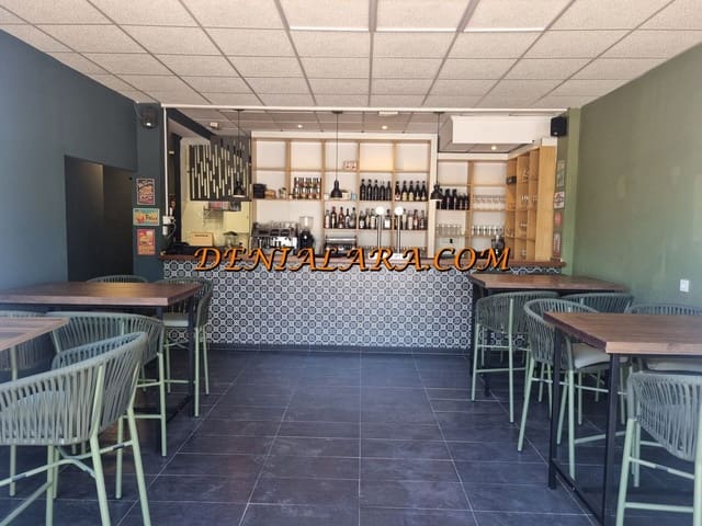 Restauracja lub bar do wynajęcia w Dénia z garażem - 1 300 € (Ref: 10085252)