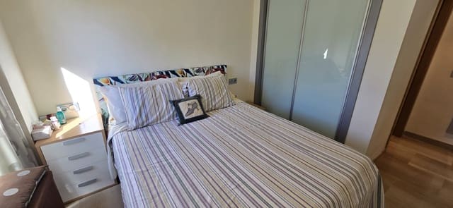 2 soverom Leilighet til leie i Dénia med svømmebasseng garasje - € 1 100 (Ref: 10095569)