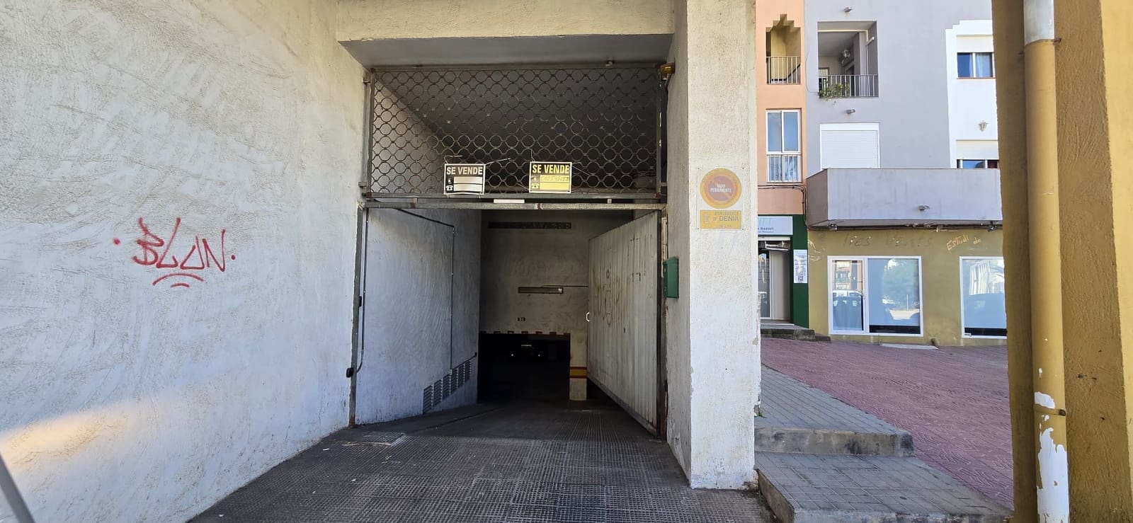 Garaje en Dénia en venta - 19.999 € (Ref: 10097287)