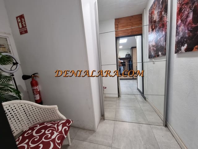 Kommersiell att hyra i Dénia - 1 300 € (Ref: 10101378)