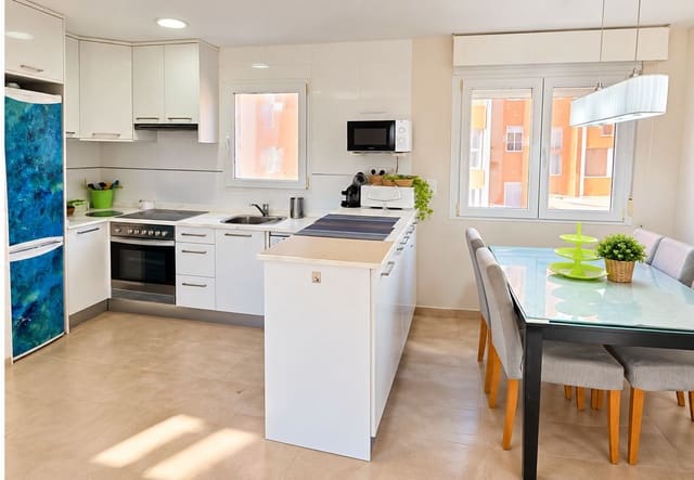2 sovrum Lägenhet till salu i Dénia med pool garage - 399 999 € (Ref: 10121074)