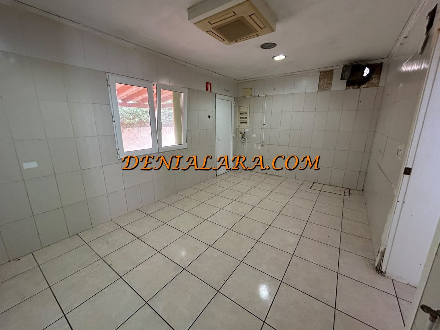 Villa/Maison à vendre à Denia avec piscine garage - 449 999 € (Ref: 10130901)