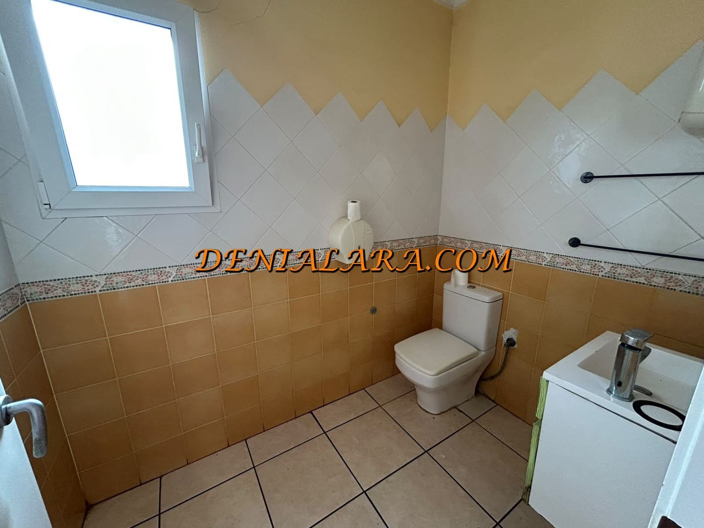 Villa/Maison à vendre à Denia avec piscine garage - 449 999 € (Ref: 10130901)