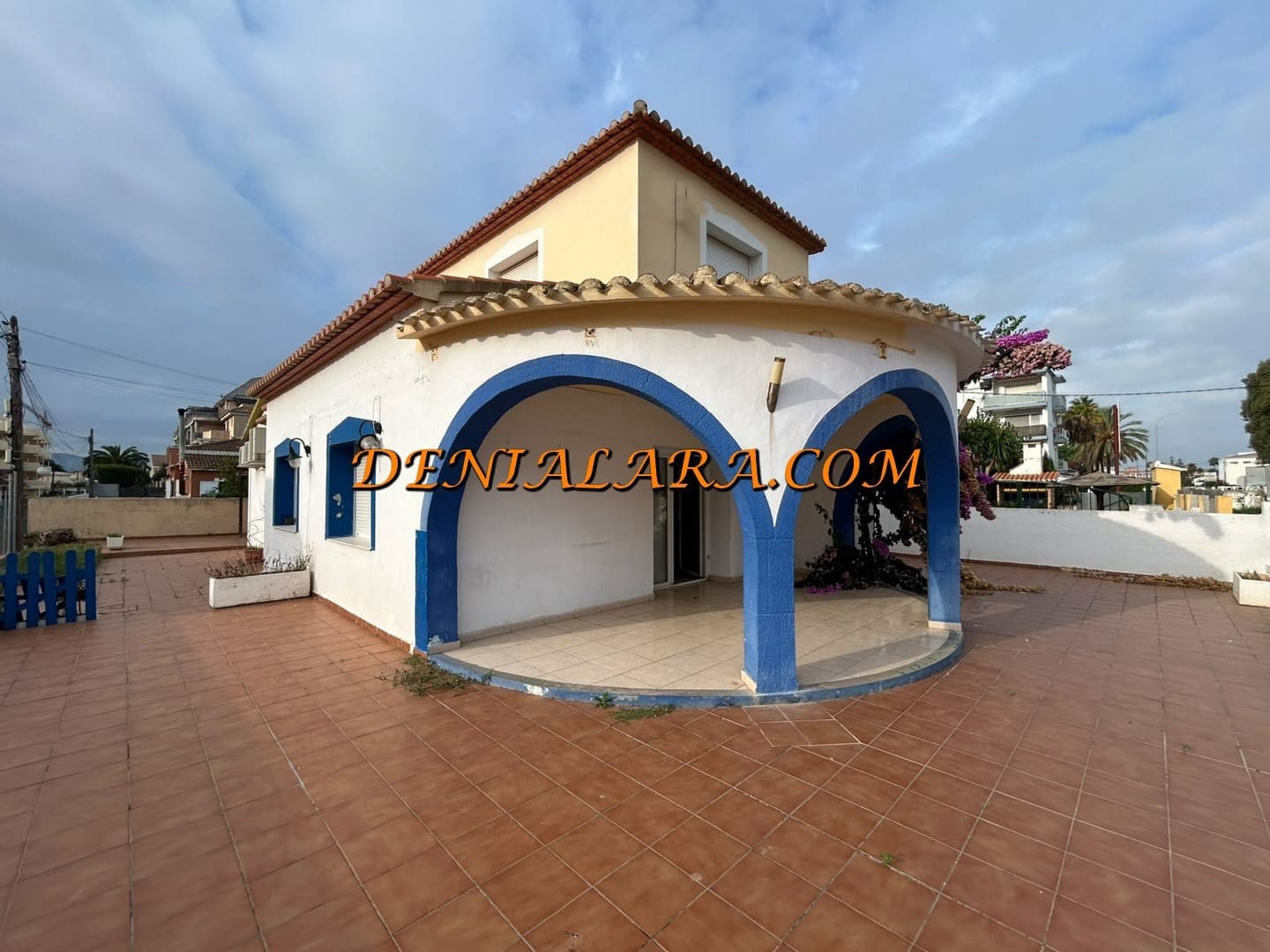 Villa/Maison à vendre à Denia avec piscine garage - 449 999 € (Ref: 10130901)