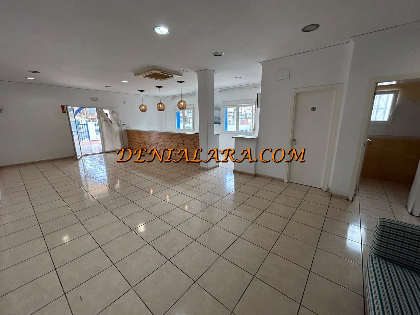 Villa/Maison à vendre à Denia avec piscine garage - 449 999 € (Ref: 10130901)