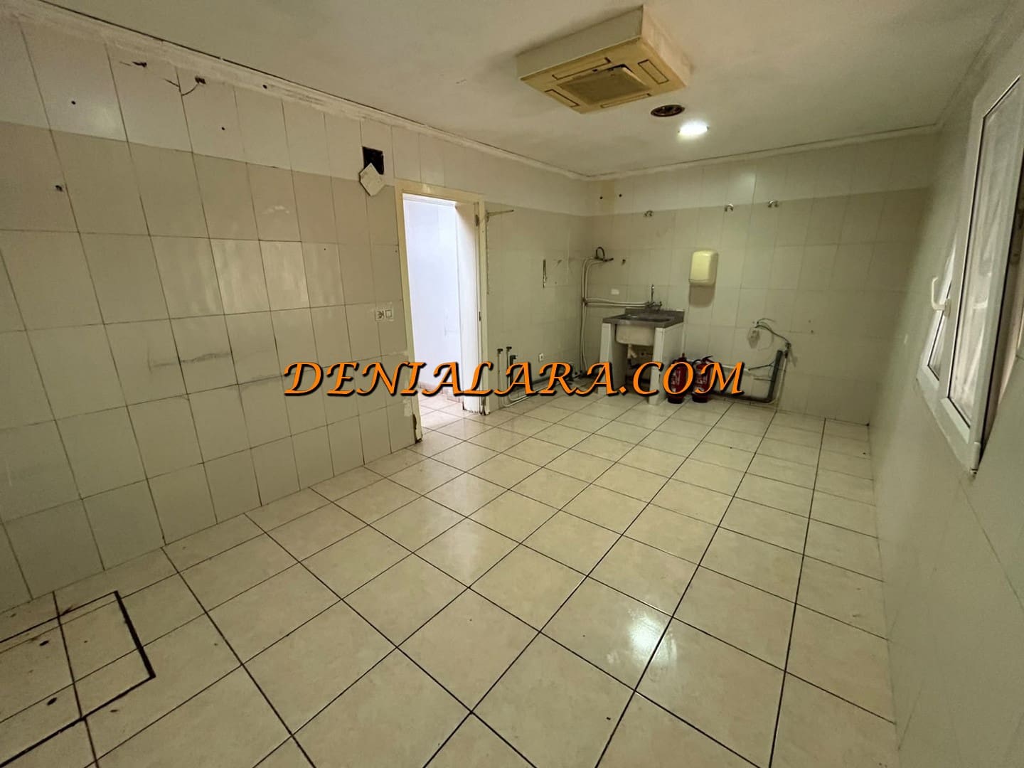 Villa/Maison à vendre à Denia avec piscine garage - 449 999 € (Ref: 10130901)
