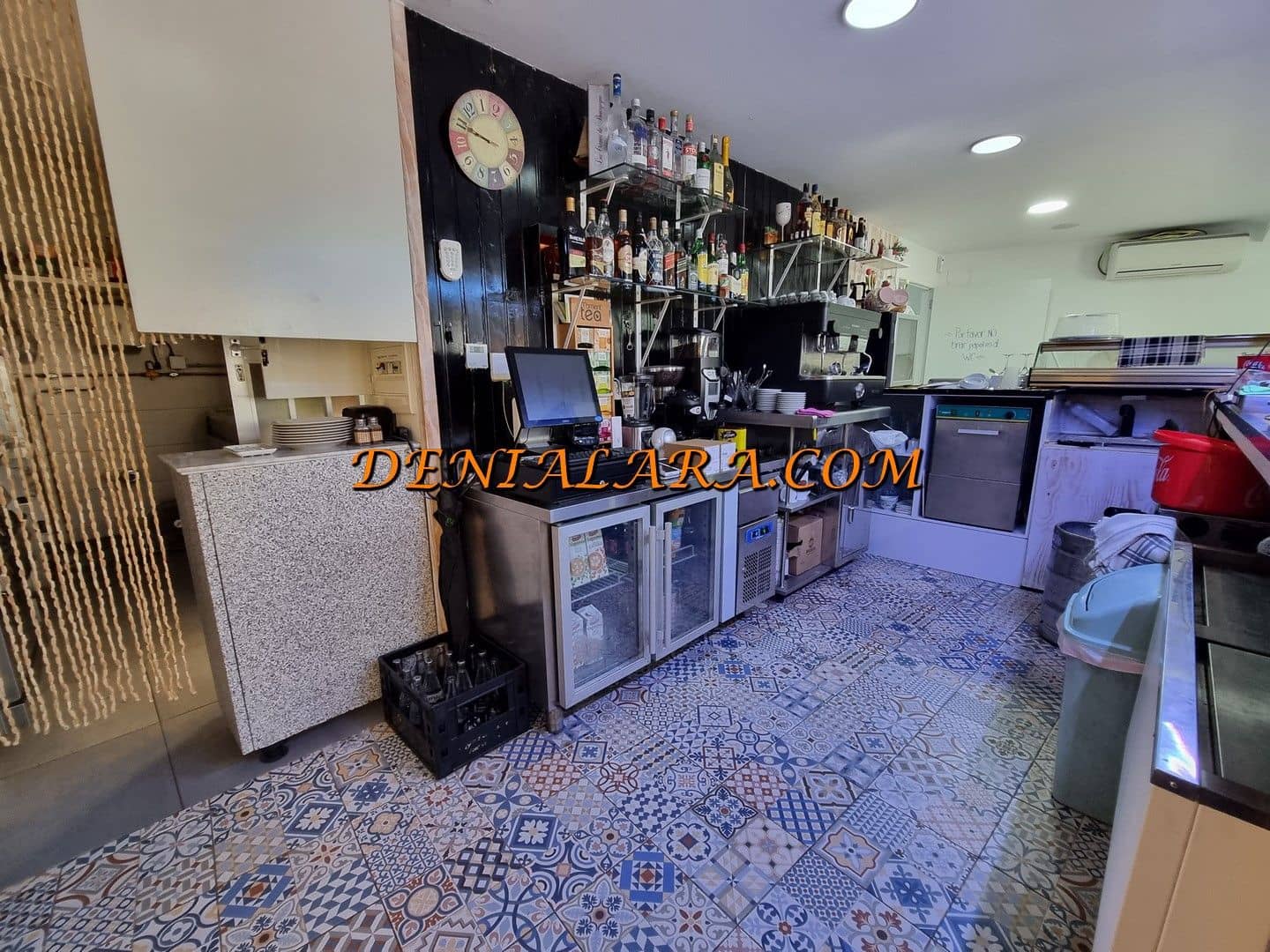 Restaurant/bar te huur in Denia - € 1.700 (Ref: 10182144)