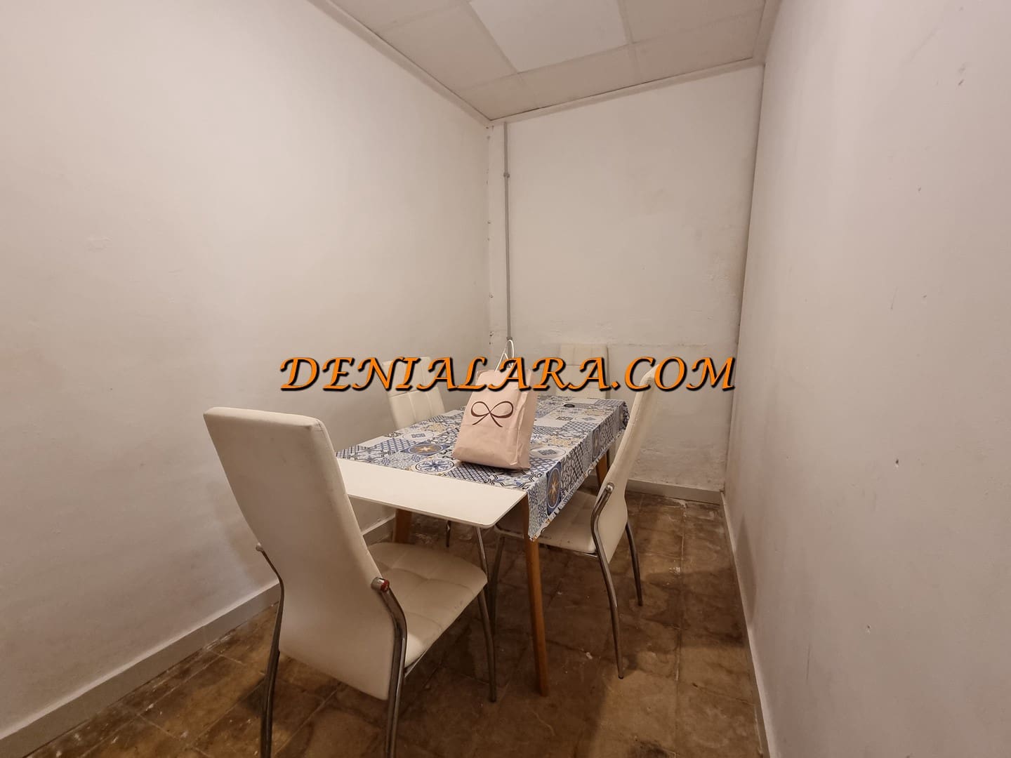 Erhverv til leje i Denia - € 550 (Ref: 10183552)
