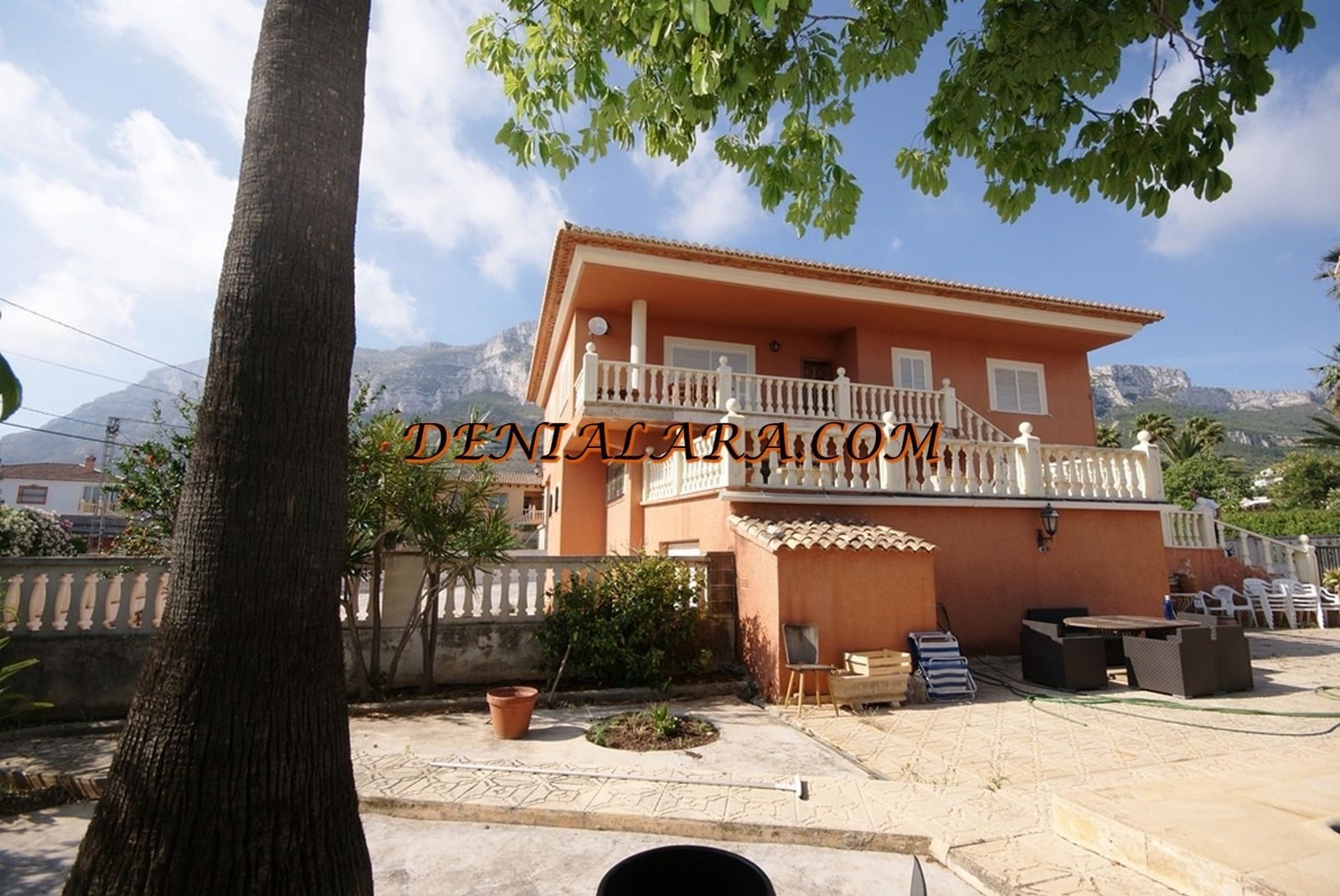 3 soverom Villa til salgs i Denia med svømmebasseng garasje - € 579 000 (Ref: 3928455)