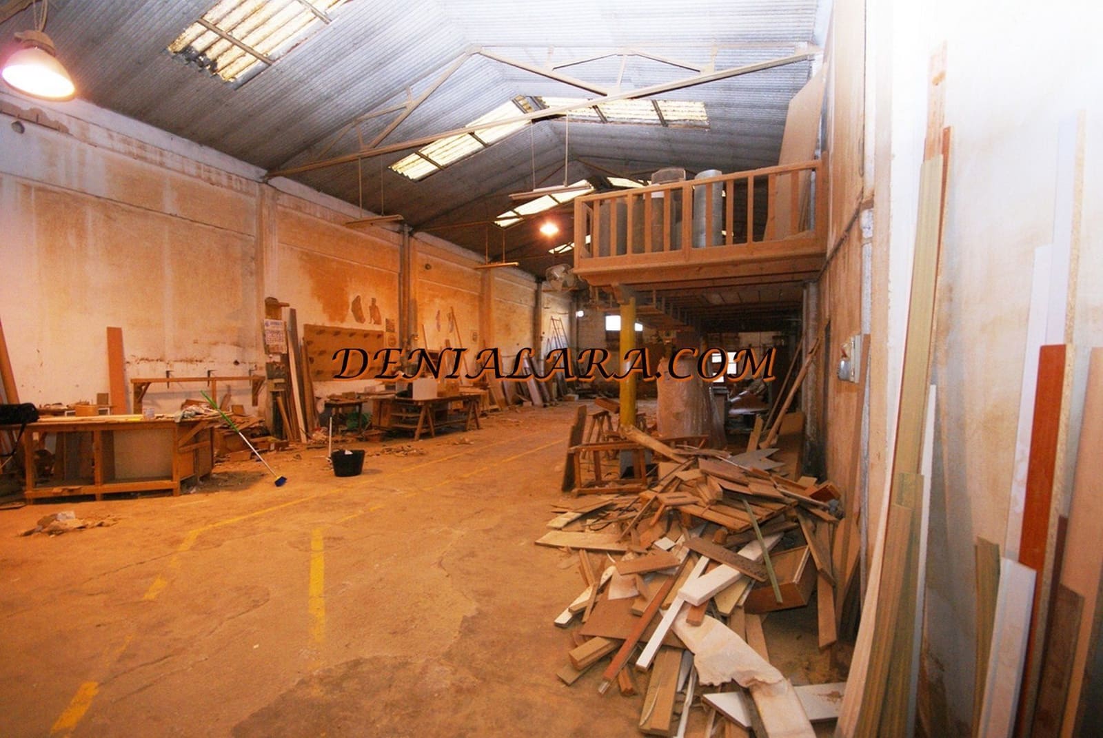 Kommersiell till salu i Denia - 880 000 € (Ref: 4066739)