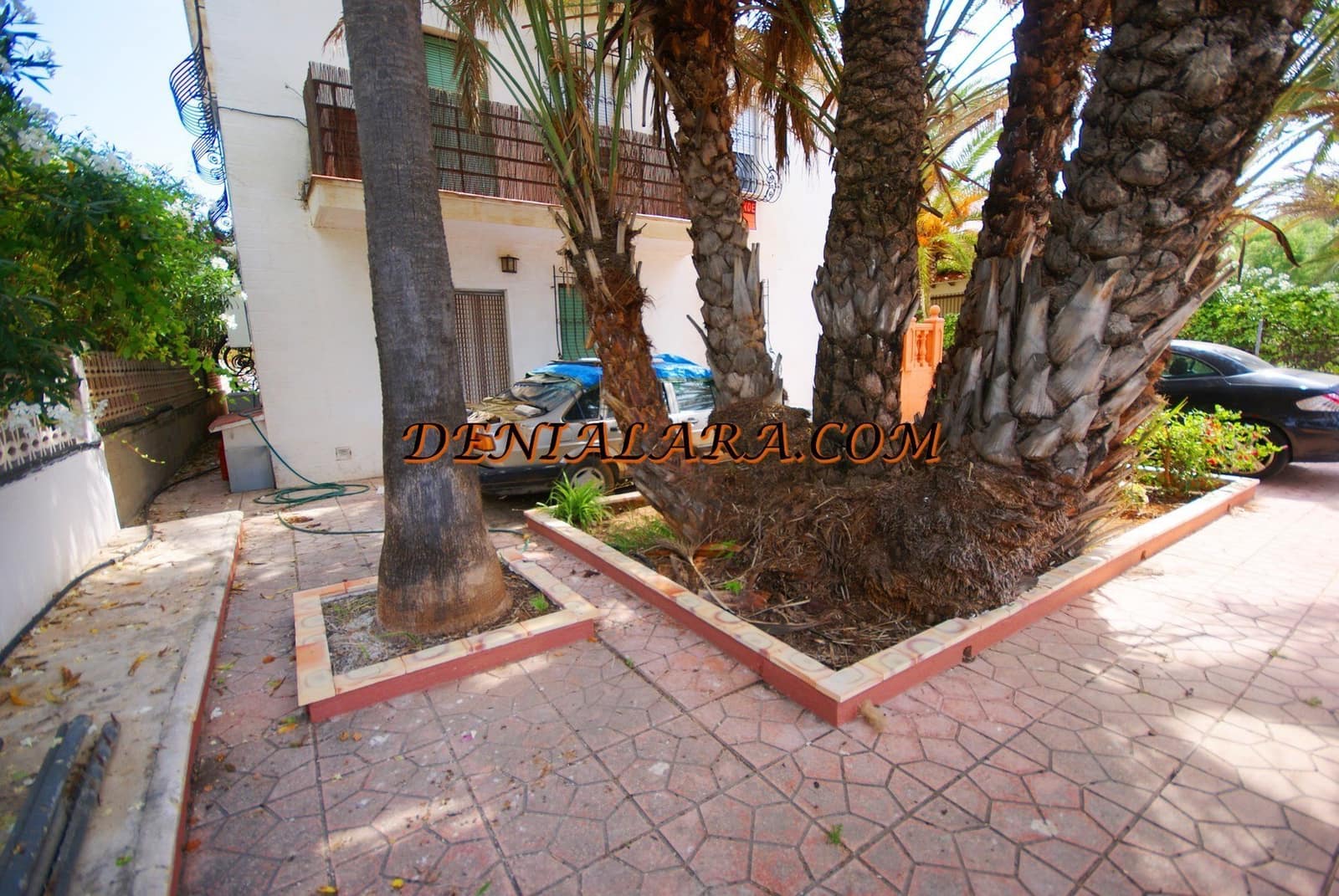 8 soverom Villa til salgs i Denia med garasje - € 1 300 000 (Ref: 4066753)