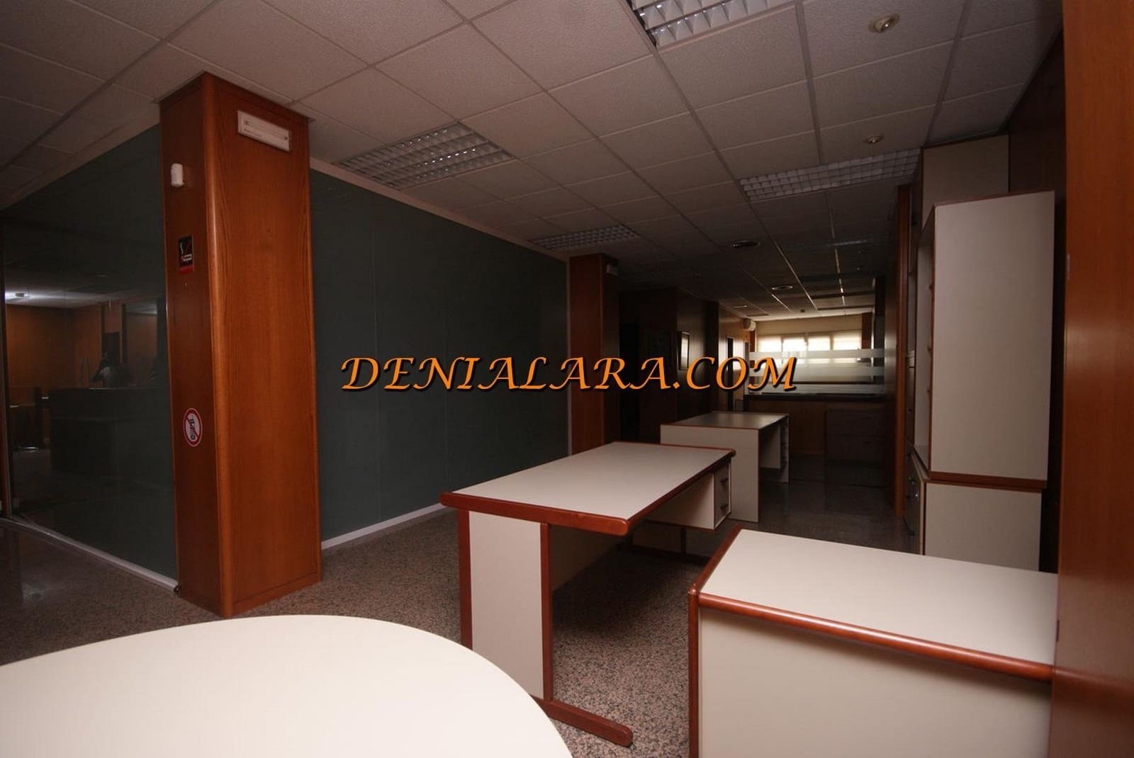 Commercial for rent in Denia - € 2,400 (Ref: 4066780)