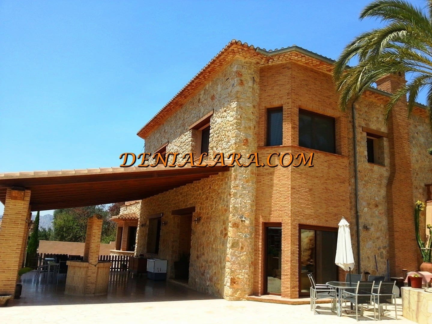 4 soverom Villa til salgs i Pedreguer med svømmebasseng garasje - € 990 000 (Ref: 4066794)