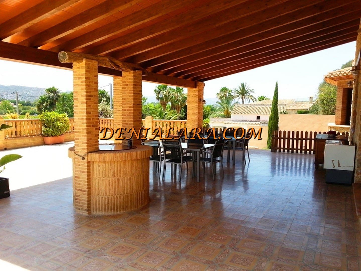 4 soverom Villa til salgs i Pedreguer med svømmebasseng garasje - € 990 000 (Ref: 4066794)