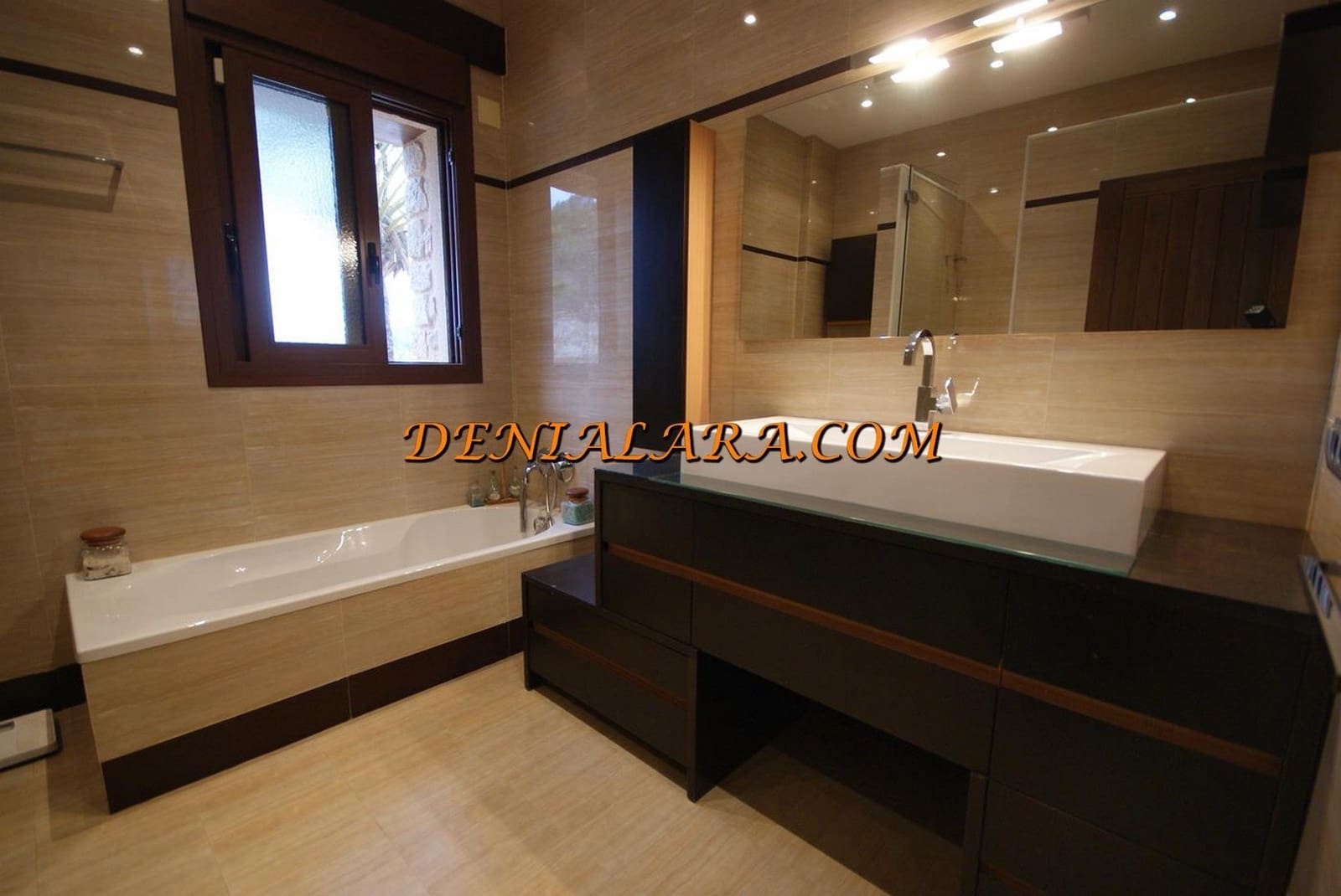 4 soverom Villa til salgs i Pedreguer med svømmebasseng garasje - € 990 000 (Ref: 4066794)