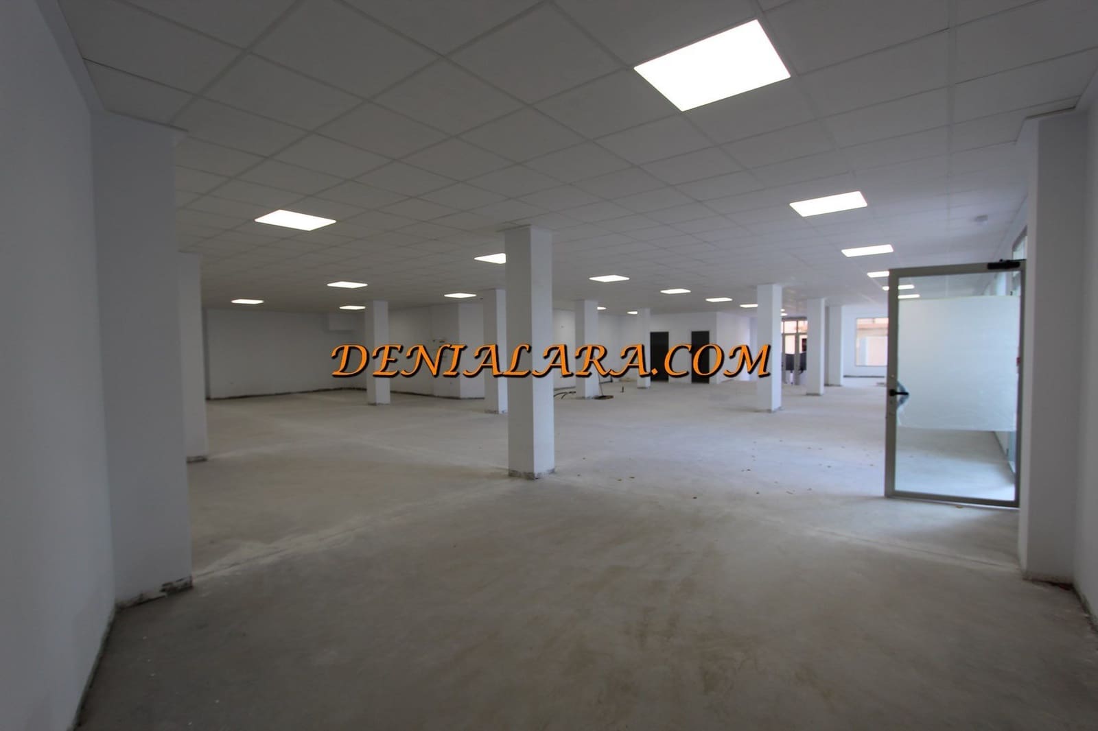 Komercyjne na sprzedaż w La Xara - 400 000 € (Ref: 4090747)