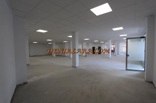 Commercial for sale in La Xara, Dénia - € 400,000 (Ref: 4090747)