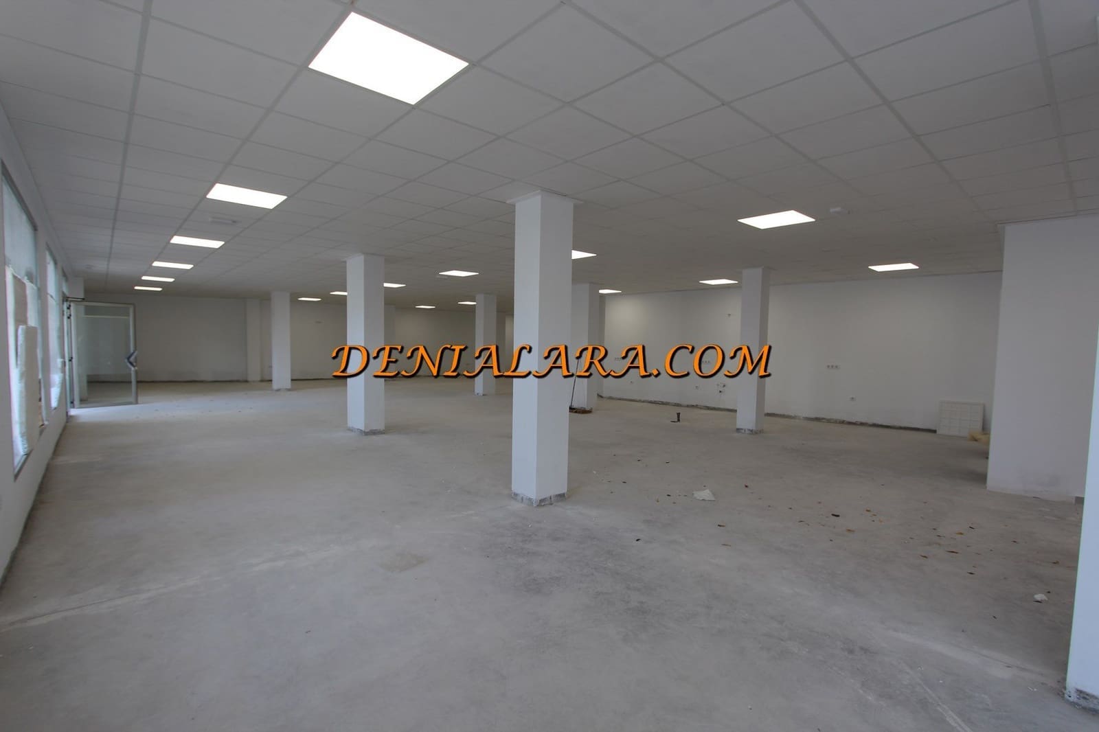 Komercyjne na sprzedaż w La Xara - 400 000 € (Ref: 4090747)