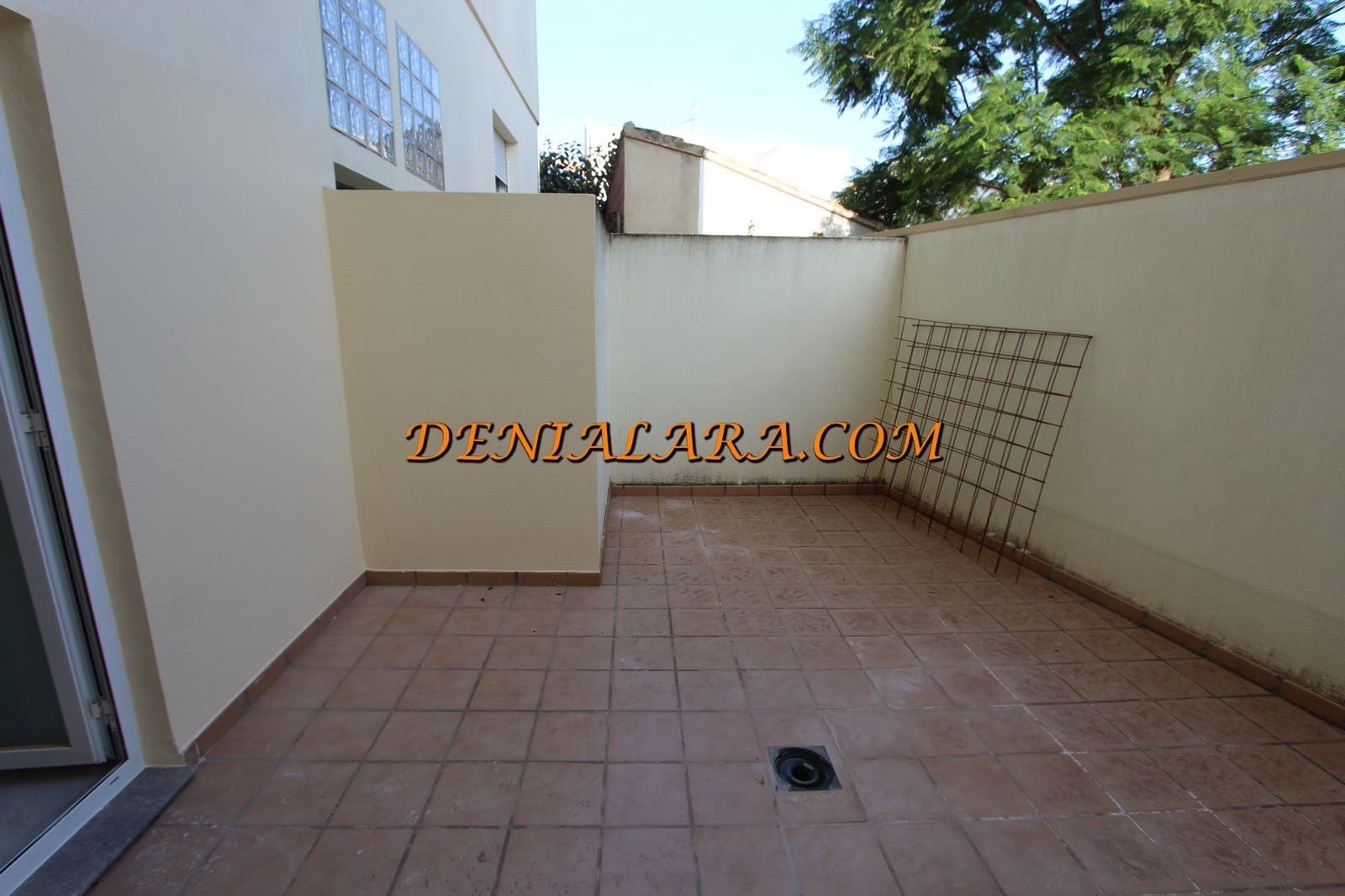 Komercyjne na sprzedaż w La Xara - 400 000 € (Ref: 4090747)