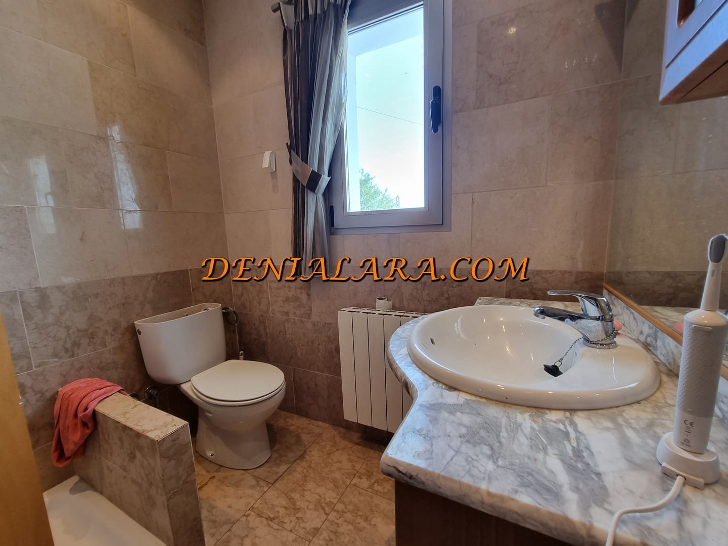 4 sypialnia Willa na sprzedaż w Denia z basenem garażem - 650 000 € (Ref: 5207517)