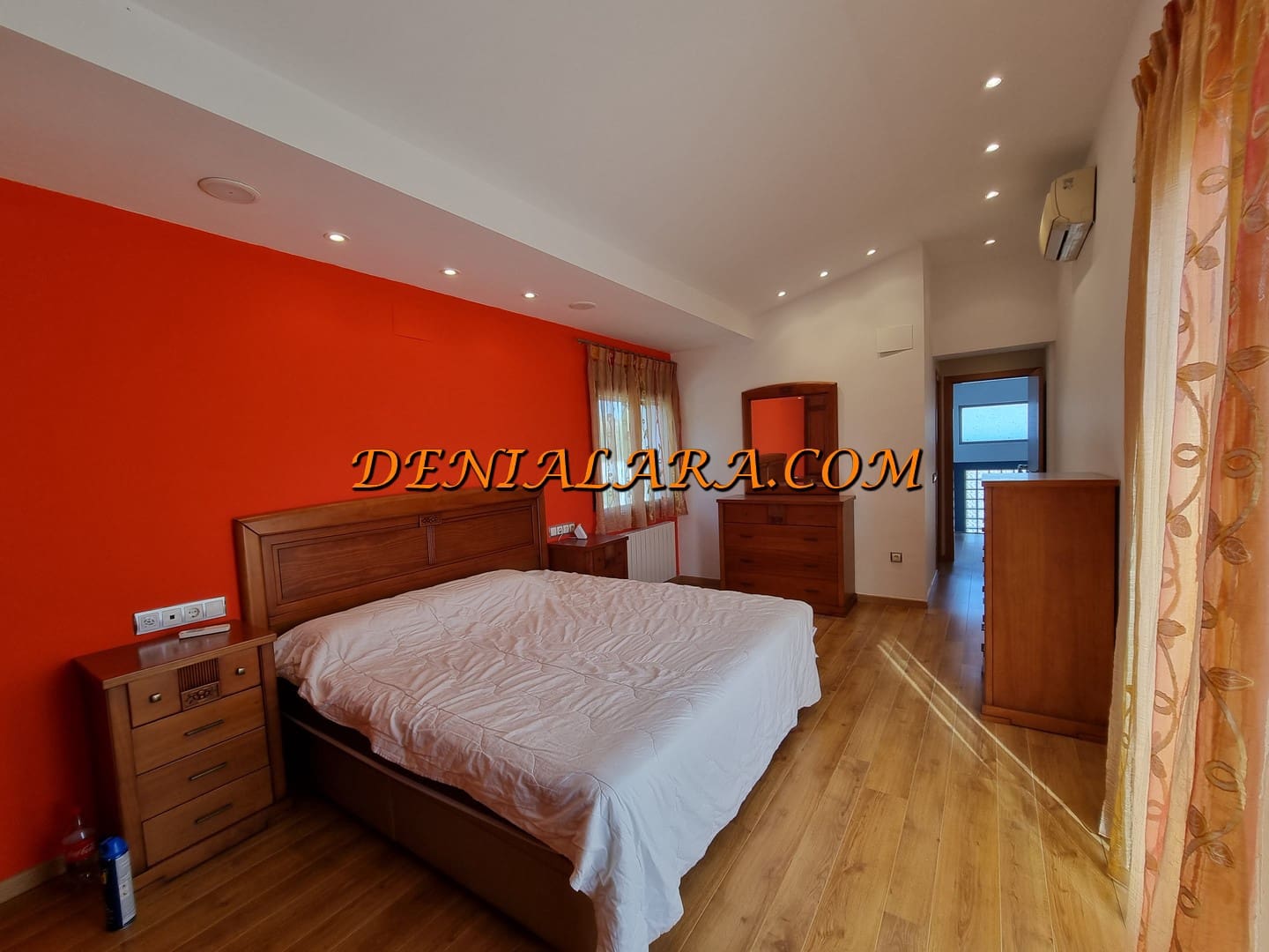 4 sypialnia Willa na sprzedaż w Denia z basenem garażem - 650 000 € (Ref: 5207517)