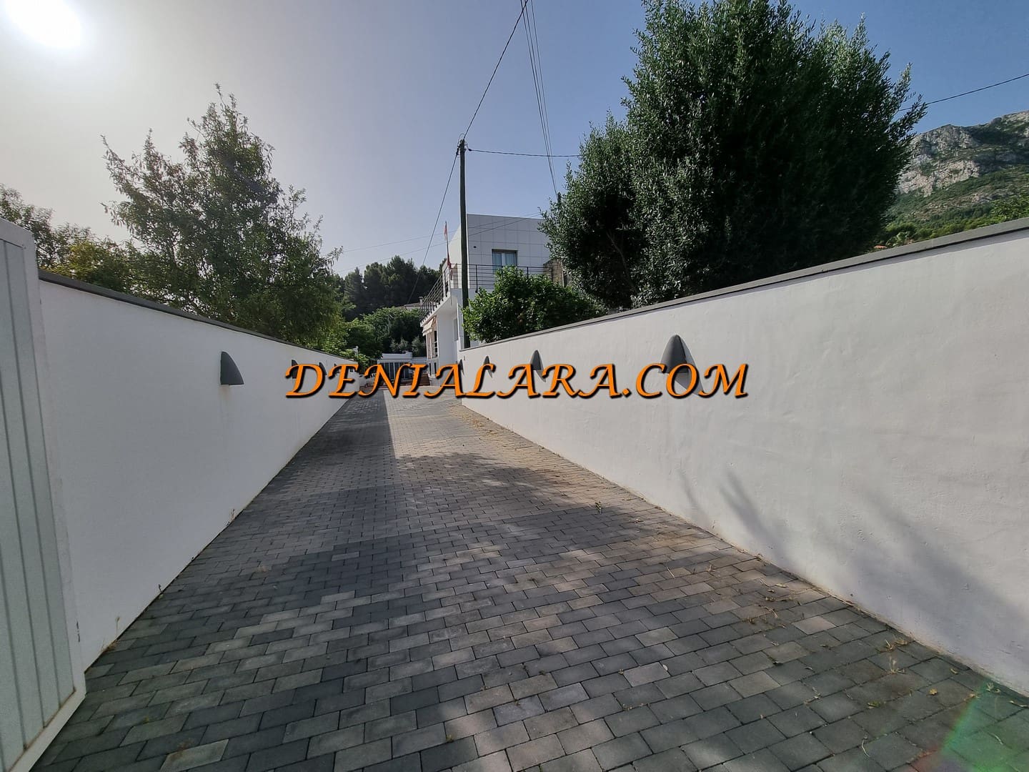 4 sypialnia Willa na sprzedaż w Denia z basenem garażem - 650 000 € (Ref: 5207517)