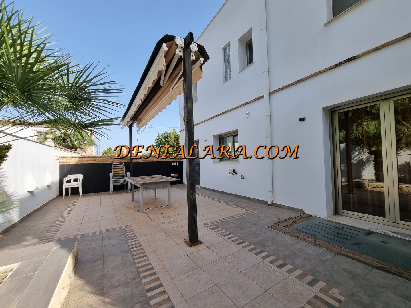 4 sypialnia Willa na sprzedaż w Denia z basenem garażem - 650 000 € (Ref: 5207517)