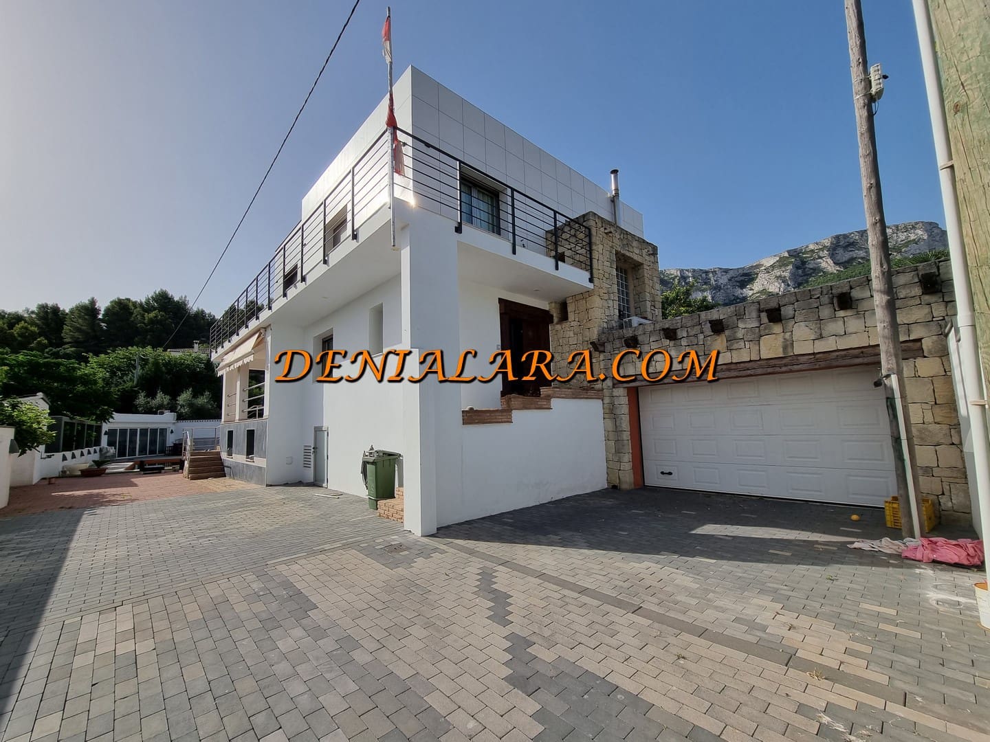 4 sypialnia Willa na sprzedaż w Denia z basenem garażem - 650 000 € (Ref: 5207517)