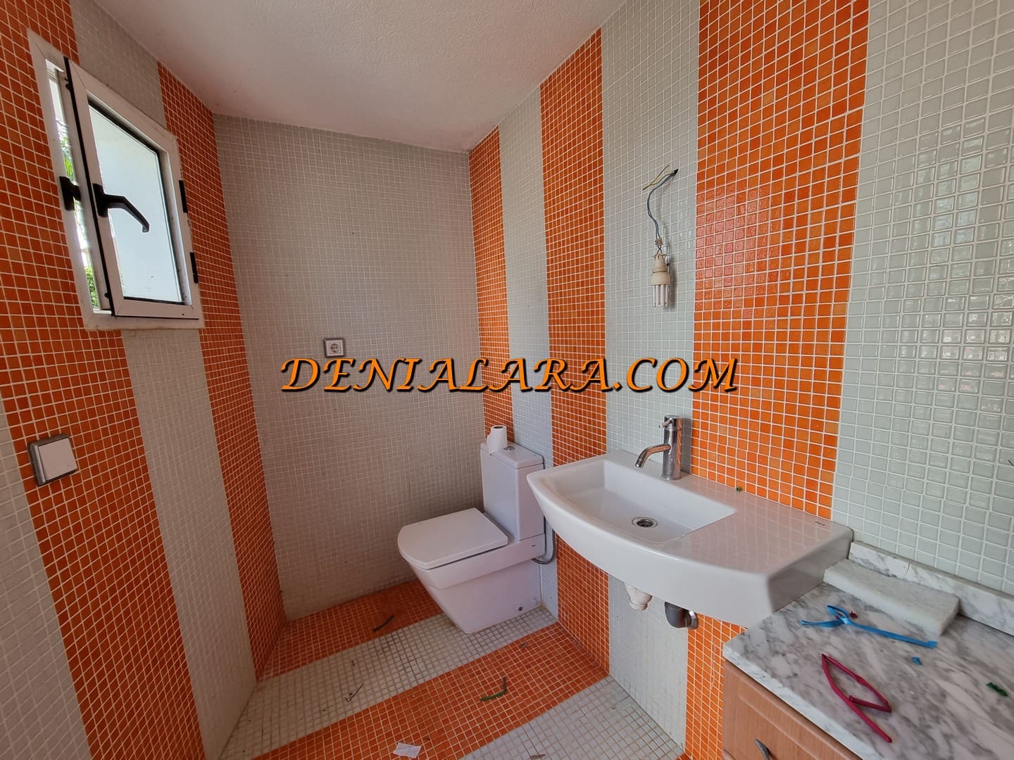 4 sypialnia Willa na sprzedaż w Denia z basenem garażem - 650 000 € (Ref: 5207517)