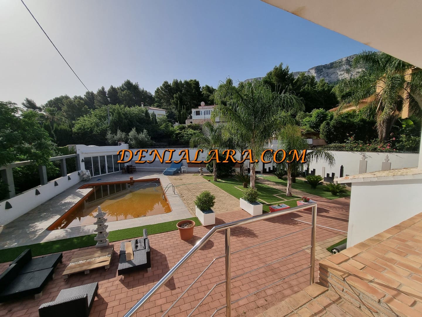 4 sypialnia Willa na sprzedaż w Denia z basenem garażem - 650 000 € (Ref: 5207517)