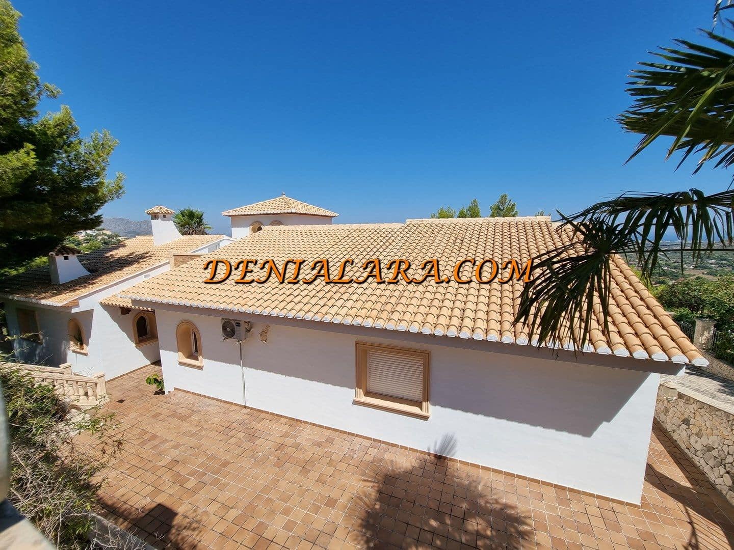 6 bedroom Villa for sale in Pedreguer with pool garage - € 965,000 (Ref: 5207539)