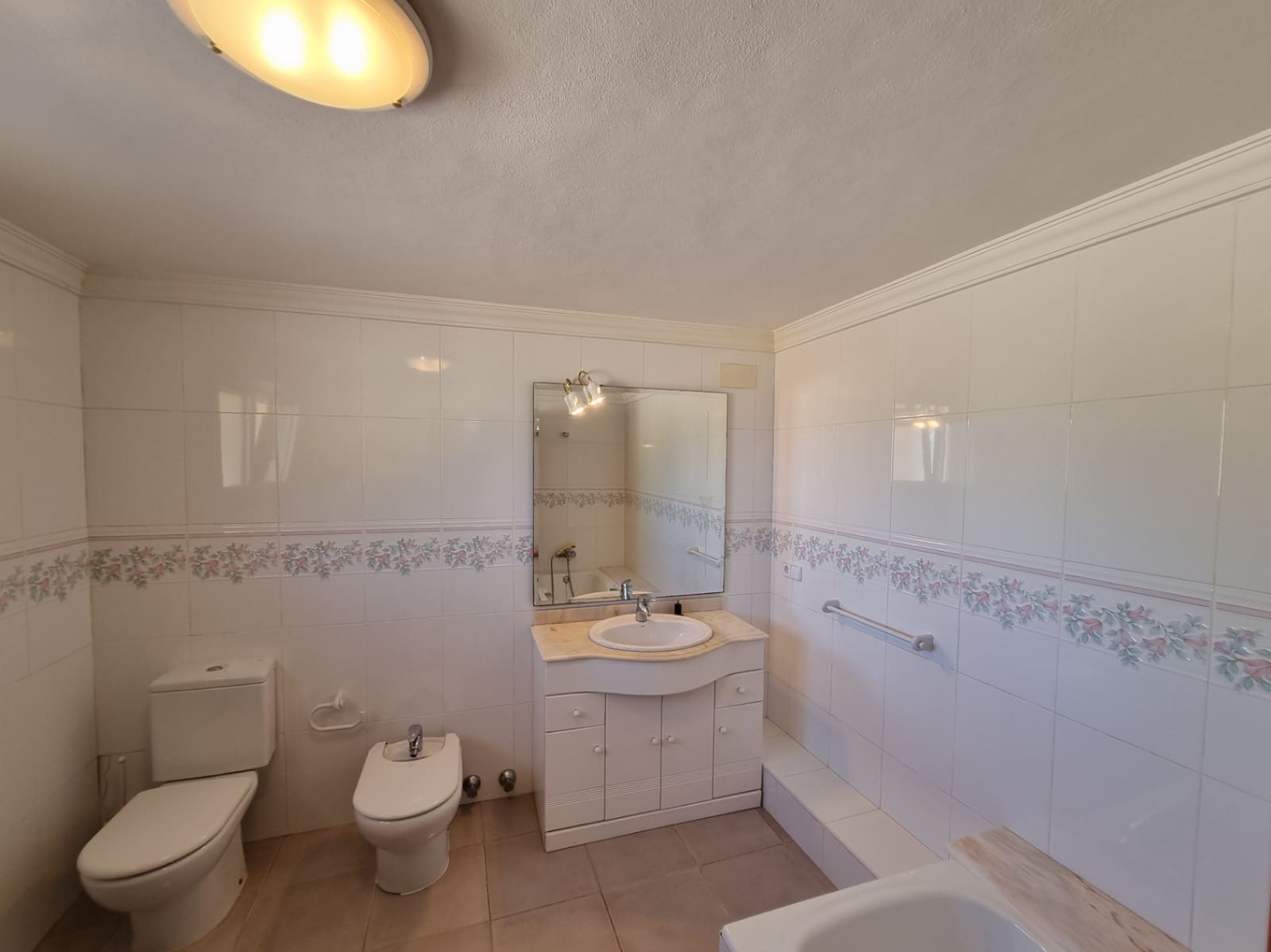 6 bedroom Villa for sale in Pedreguer with pool garage - € 965,000 (Ref: 5207539)