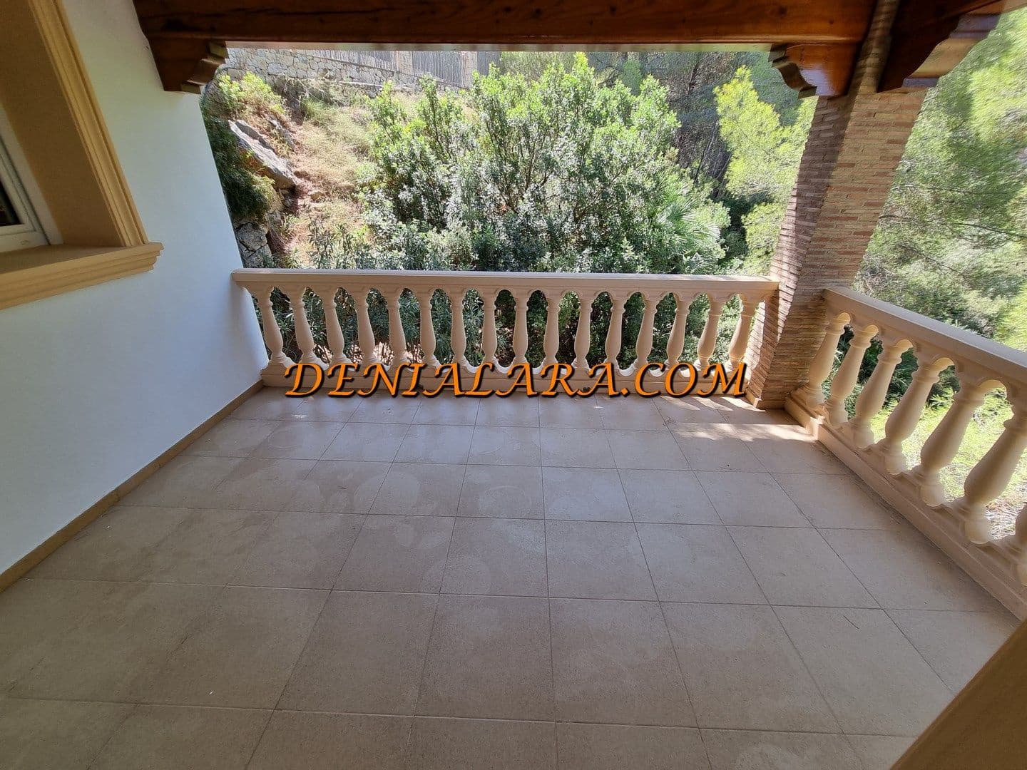 6 bedroom Villa for sale in Pedreguer with pool garage - € 965,000 (Ref: 5207539)