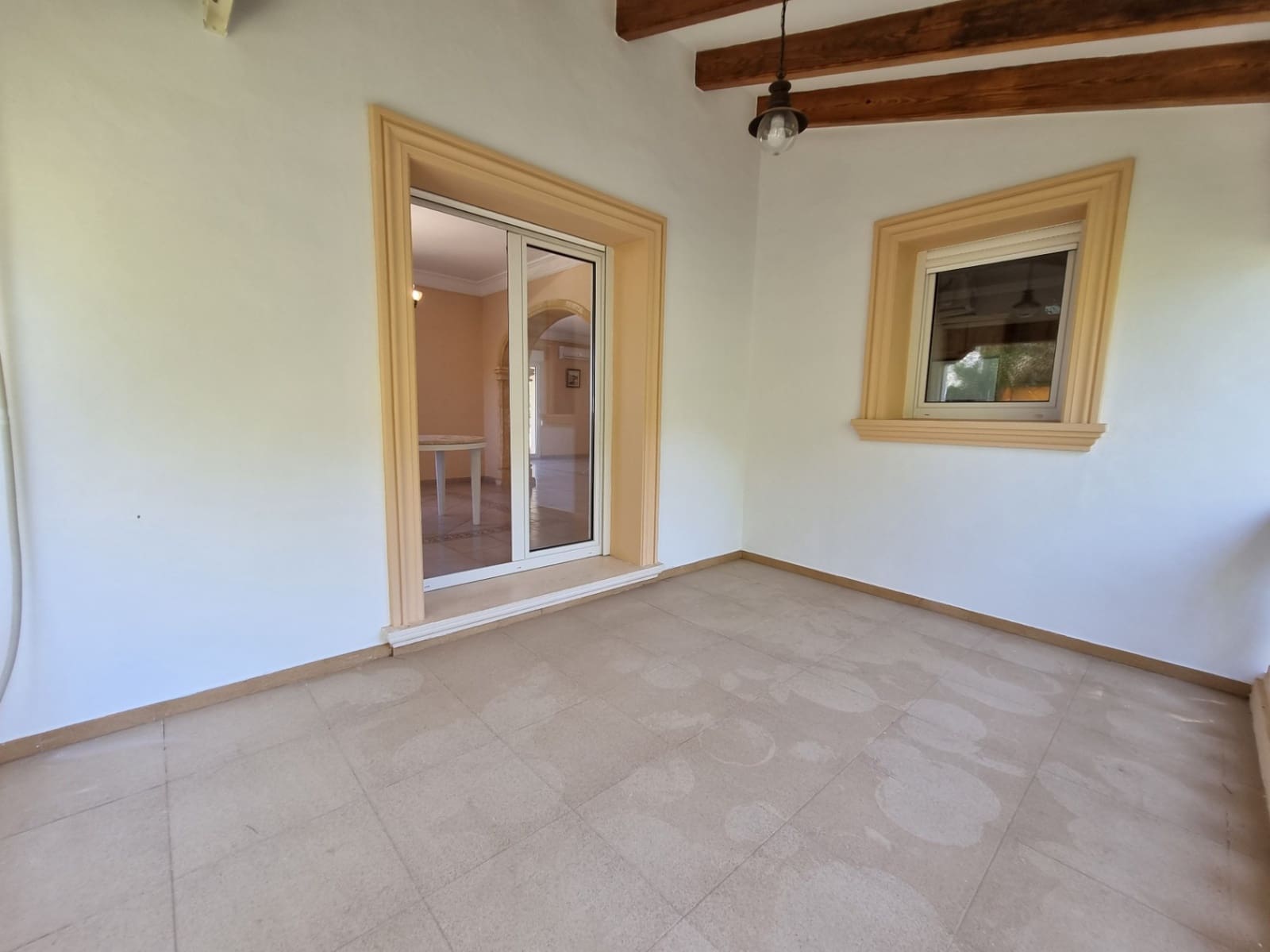 6 bedroom Villa for sale in Pedreguer with pool garage - € 965,000 (Ref: 5207539)