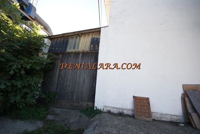 Erhverv til salg i Dénia med garage - € 599.000 (Ref: 5685462)