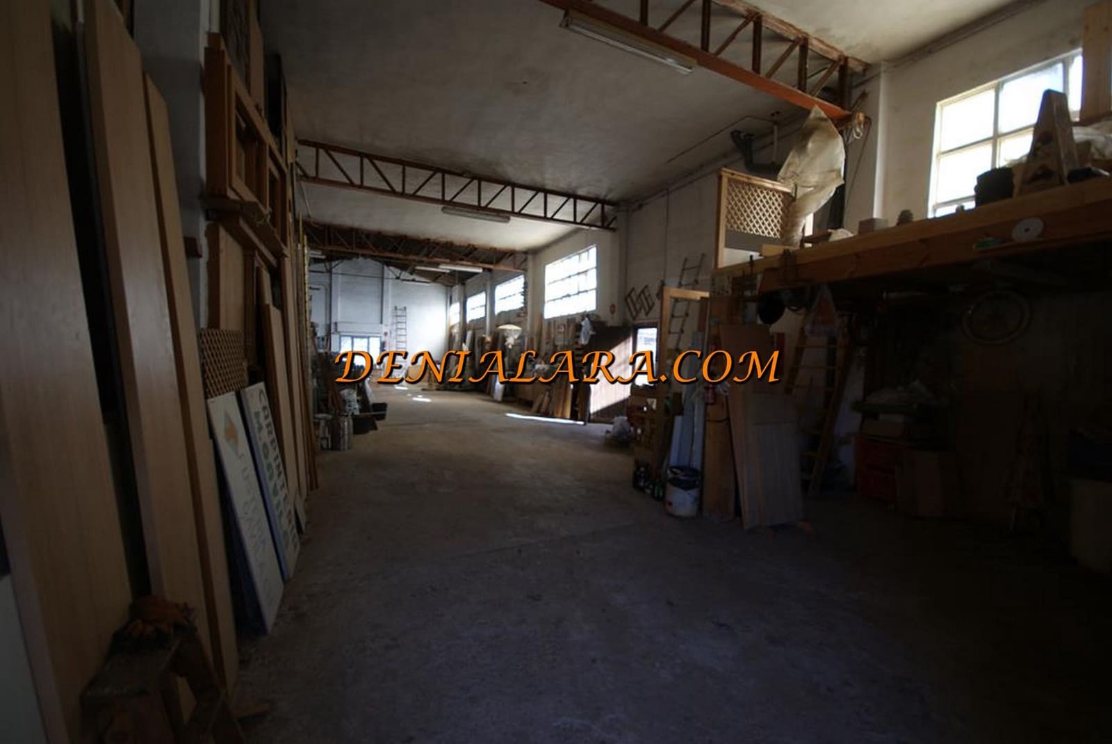 Kommersiell till salu i Denia med garage - 599 000 € (Ref: 5685462)